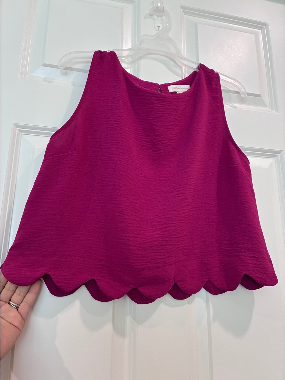 Monteau Scalloped Hem‎ Crop Top - Magenta
